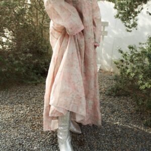 Alternative view of Rose